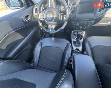 Білий Джип Compass, об'ємом двигуна 2.4 л та пробігом 82 тис. км за 17500 $, фото 6 на Automoto.ua
