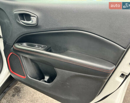 Белый Джип Компас, объемом двигателя 2.36 л и пробегом 109 тыс. км за 17000 $, фото 57 на Automoto.ua