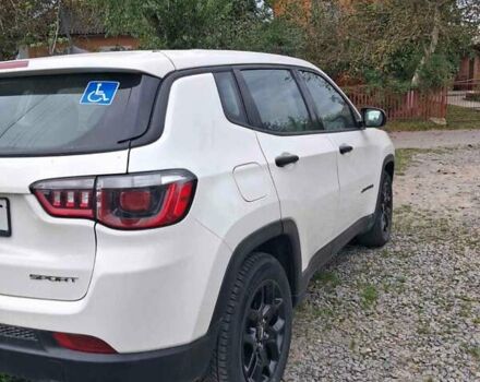 Джип Compass 2019 у Хмельницькому на Automoto.ua Білий Джип Compass, об'ємом двигуна 2.5 л та пробігом 118 тис. км за 13600 $, фото 6 на Automoto.ua