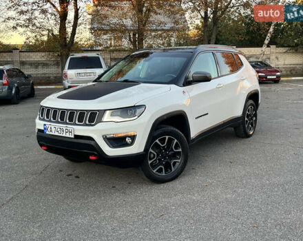Джип Компас 2019 в Киеве на Automoto.ua Белый Джип Компас, объемом двигателя 2.36 л и пробегом 109 тыс. км за 17500 $, фото 26 на Automoto.ua