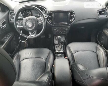 Білий Джип Compass, об'ємом двигуна 2.36 л та пробігом 110 тис. км за 2700 $, фото 6 на Automoto.ua