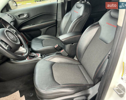 Белый Джип Компас, объемом двигателя 2.36 л и пробегом 109 тыс. км за 17000 $, фото 49 на Automoto.ua