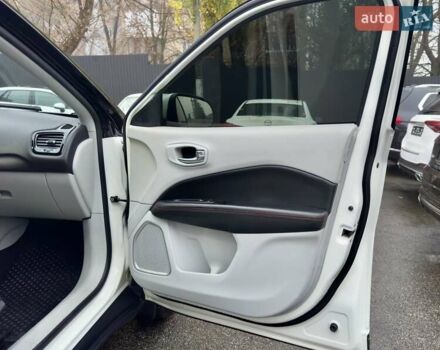 Белый Джип Компас, объемом двигателя 2.36 л и пробегом 71 тыс. км за 16400 $, фото 26 на Automoto.ua