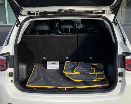 Белый Джип Компас, объемом двигателя 2.4 л и пробегом 108 тыс. км за 15490 $, фото 23 на Automoto.ua