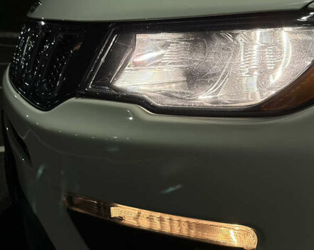 Белый Джип Компас, объемом двигателя 2.36 л и пробегом 99 тыс. км за 15900 $, фото 10 на Automoto.ua