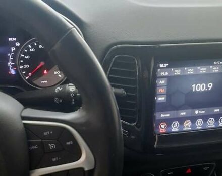 Джип Compass 2019 у Івано-Франківську на Automoto.ua Білий Джип Compass, об'ємом двигуна 2.36 л та пробігом 82 тис. км за 14900 $, фото 2 на Automoto.ua