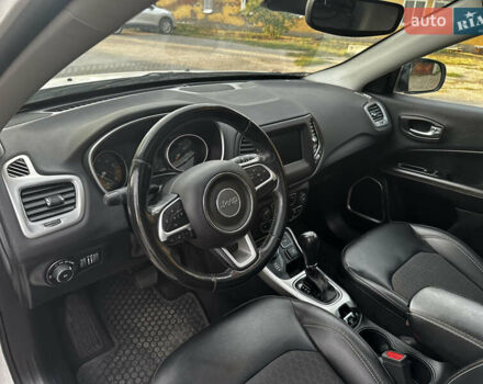 Білий Джип Compass, об'ємом двигуна 2.36 л та пробігом 79 тис. км за 15650 $, фото 26 на Automoto.ua