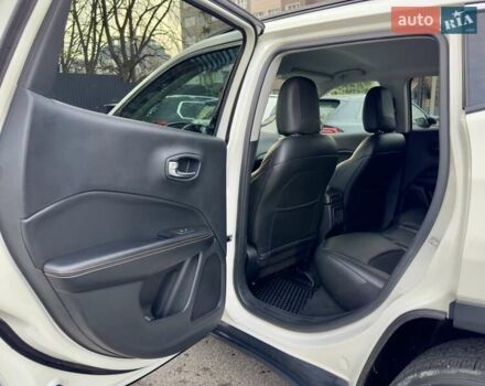 Белый Джип Компас, объемом двигателя 2.36 л и пробегом 60 тыс. км за 15900 $, фото 19 на Automoto.ua