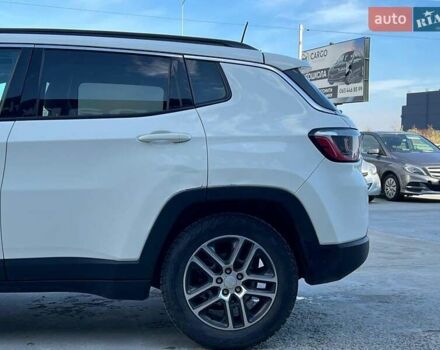 Джип Компас 2019 в Львове на Automoto.ua Белый Джип Компас, объемом двигателя 2.4 л и пробегом 117 тыс. км за 14440 $, фото 5 на Automoto.ua
