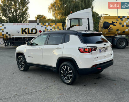 Джип Компас 2019 в Киеве на Automoto.ua Белый Джип Компас, объемом двигателя 2.36 л и пробегом 109 тыс. км за 17500 $, фото 19 на Automoto.ua