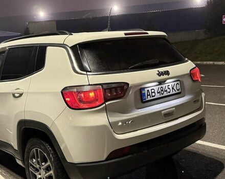 Белый Джип Компас, объемом двигателя 2.36 л и пробегом 99 тыс. км за 15900 $, фото 5 на Automoto.ua