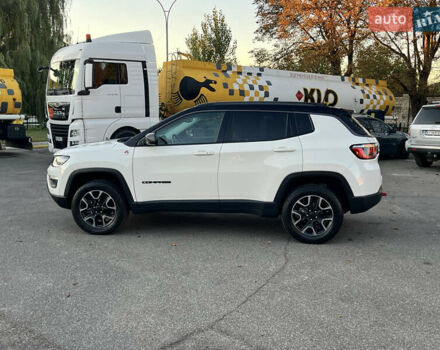 Джип Компас 2019 в Киеве на Automoto.ua Белый Джип Компас, объемом двигателя 2.36 л и пробегом 109 тыс. км за 17500 $, фото 22 на Automoto.ua