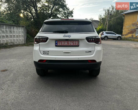 Білий Джип Compass, об'ємом двигуна 2.36 л та пробігом 79 тис. км за 15650 $, фото 5 на Automoto.ua