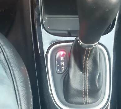 Джип Compass 2019 у Івано-Франківську на Automoto.ua Білий Джип Compass, об'ємом двигуна 2.36 л та пробігом 82 тис. км за 14900 $, фото 7 на Automoto.ua