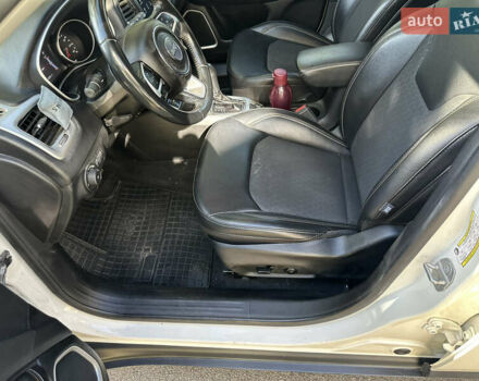 Белый Джип Компас, объемом двигателя 2.36 л и пробегом 75 тыс. км за 14800 $, фото 18 на Automoto.ua