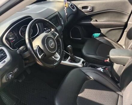 Джип Компас 2019 в Киеве на Automoto.ua Белый Джип Компас, объемом двигателя 2.36 л и пробегом 59 тыс. км за 15800 $, фото 4 на Automoto.ua