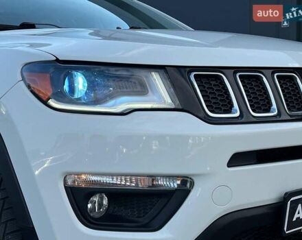 Джип Компас 2019 в Львове на Automoto.ua Белый Джип Компас, объемом двигателя 2.4 л и пробегом 117 тыс. км за 14440 $, фото 12 на Automoto.ua