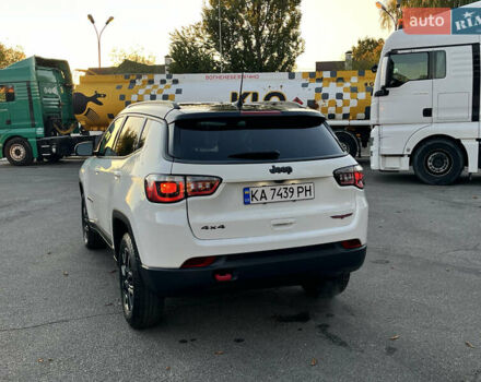 Джип Компас 2019 в Киеве на Automoto.ua Белый Джип Компас, объемом двигателя 2.36 л и пробегом 109 тыс. км за 17500 $, фото 16 на Automoto.ua