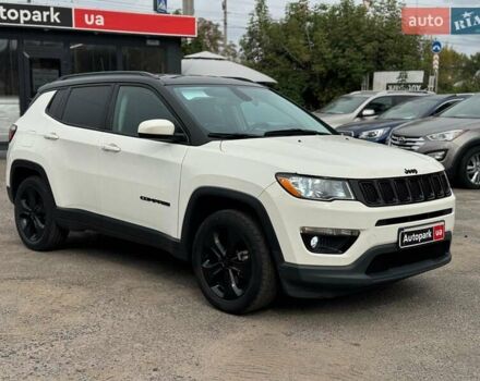 Білий Джип Compass, об'ємом двигуна 2.4 л та пробігом 119 тис. км за 17890 $, фото 2 на Automoto.ua