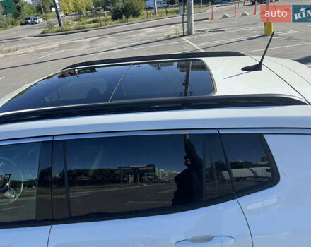 Білий Джип Compass, об'ємом двигуна 2.4 л та пробігом 82 тис. км за 17500 $, фото 5 на Automoto.ua