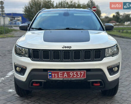 Белый Джип Компас, объемом двигателя 2.4 л и пробегом 142 тыс. км за 15499 $, фото 4 на Automoto.ua