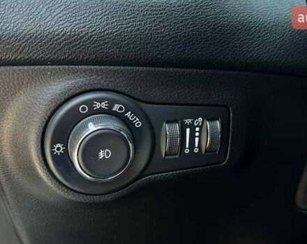 Білий Джип Compass, об'ємом двигуна 2.36 л та пробігом 121 тис. км за 15500 $, фото 13 на Automoto.ua