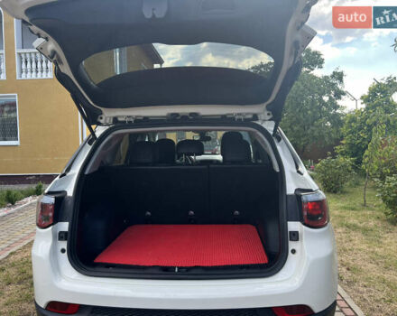 Белый Джип Компас, объемом двигателя 2.36 л и пробегом 74 тыс. км за 16800 $, фото 6 на Automoto.ua