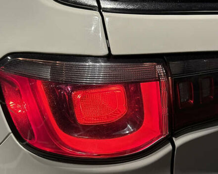 Белый Джип Компас, объемом двигателя 2.36 л и пробегом 99 тыс. км за 15900 $, фото 7 на Automoto.ua