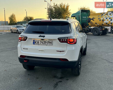 Джип Компас 2019 в Киеве на Automoto.ua Белый Джип Компас, объемом двигателя 2.36 л и пробегом 109 тыс. км за 17500 $, фото 14 на Automoto.ua