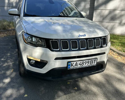 Белый Джип Компас, объемом двигателя 2.36 л и пробегом 75 тыс. км за 14800 $, фото 2 на Automoto.ua