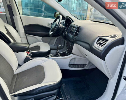 Білий Джип Compass, об'ємом двигуна 2.36 л та пробігом 141 тис. км за 14999 $, фото 20 на Automoto.ua