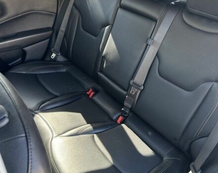 Білий Джип Compass, об'ємом двигуна 2.4 л та пробігом 115 тис. км за 15000 $, фото 5 на Automoto.ua