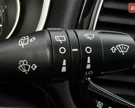 Білий Джип Compass, об'ємом двигуна 2.36 л та пробігом 107 тис. км за 17700 $, фото 31 на Automoto.ua