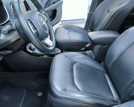 Білий Джип Compass, об'ємом двигуна 0 л та пробігом 89 тис. км за 9600 $, фото 7 на Automoto.ua