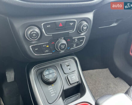 Белый Джип Компас, объемом двигателя 2.36 л и пробегом 109 тыс. км за 17000 $, фото 44 на Automoto.ua