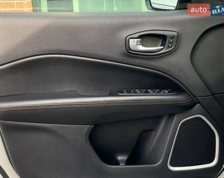 Белый Джип Компас, объемом двигателя 2.36 л и пробегом 108 тыс. км за 15490 $, фото 19 на Automoto.ua