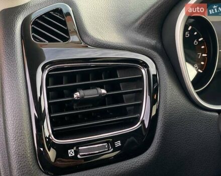 Белый Джип Компас, объемом двигателя 2.36 л и пробегом 108 тыс. км за 15490 $, фото 28 на Automoto.ua