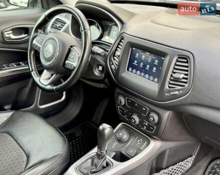 Белый Джип Компас, объемом двигателя 2.36 л и пробегом 60 тыс. км за 15900 $, фото 23 на Automoto.ua