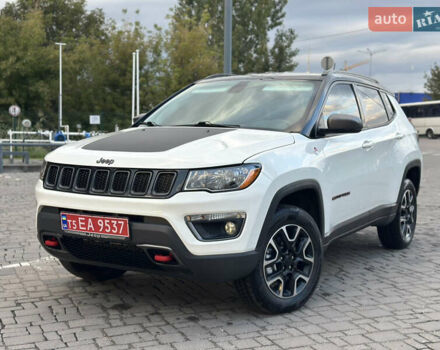 Белый Джип Компас, объемом двигателя 2.4 л и пробегом 142 тыс. км за 15499 $, фото 27 на Automoto.ua