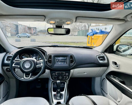 Білий Джип Compass, об'ємом двигуна 2.36 л та пробігом 141 тис. км за 14999 $, фото 13 на Automoto.ua