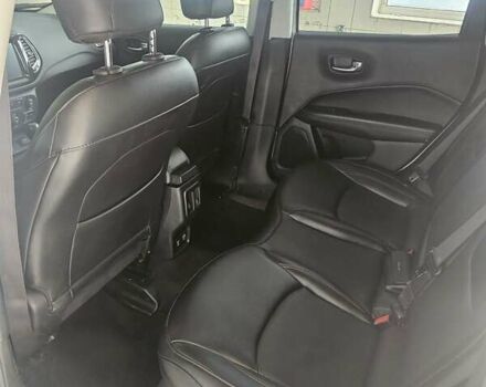 Белый Джип Компас, объемом двигателя 2.4 л и пробегом 82 тыс. км за 15550 $, фото 3 на Automoto.ua