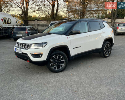 Джип Компас 2019 в Киеве на Automoto.ua Белый Джип Компас, объемом двигателя 2.36 л и пробегом 109 тыс. км за 17500 $, фото 25 на Automoto.ua