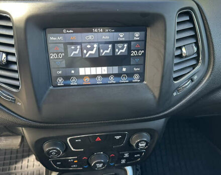 Белый Джип Компас, объемом двигателя 2.36 л и пробегом 75 тыс. км за 14800 $, фото 23 на Automoto.ua