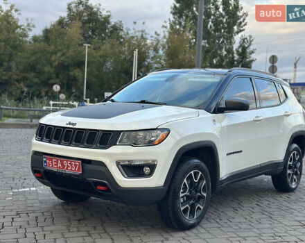 Белый Джип Компас, объемом двигателя 2.4 л и пробегом 142 тыс. км за 15499 $, фото 1 на Automoto.ua