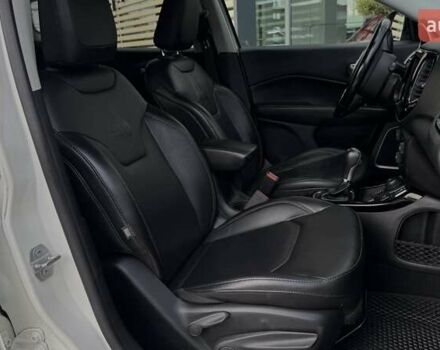 Білий Джип Compass, об'ємом двигуна 2.36 л та пробігом 107 тис. км за 17700 $, фото 16 на Automoto.ua