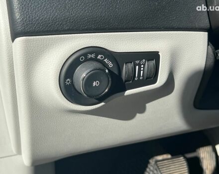 Белый Джип Компас, объемом двигателя 2.4 л и пробегом 117 тыс. км за 16950 $, фото 16 на Automoto.ua