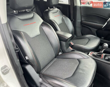 Белый Джип Компас, объемом двигателя 2.36 л и пробегом 109 тыс. км за 17000 $, фото 58 на Automoto.ua