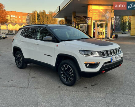 Джип Компас 2019 в Киеве на Automoto.ua Белый Джип Компас, объемом двигателя 2.36 л и пробегом 109 тыс. км за 17500 $, фото 5 на Automoto.ua