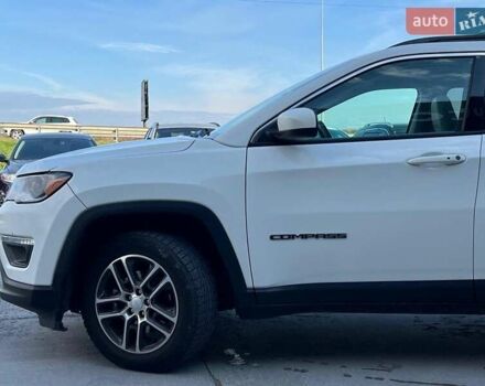 Джип Компас 2019 в Львове на Automoto.ua Белый Джип Компас, объемом двигателя 2.4 л и пробегом 117 тыс. км за 14440 $, фото 3 на Automoto.ua