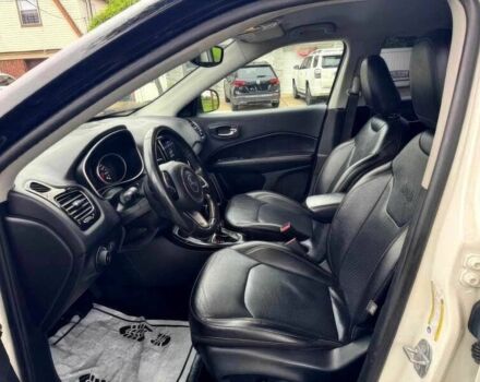 Белый Джип Компас, объемом двигателя 2.4 л и пробегом 37 тыс. км за 3500 $, фото 8 на Automoto.ua